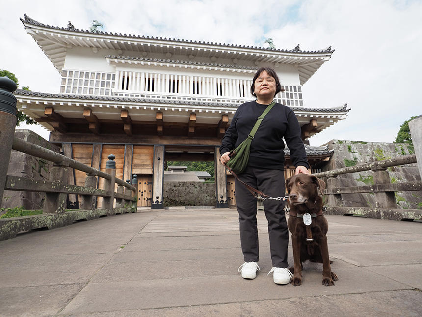 寄港地の鹿児島で（杢尾勝利さん撮影）